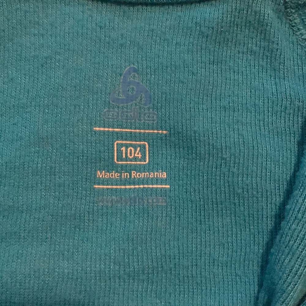 Base Layer top - Picture 3 of 3